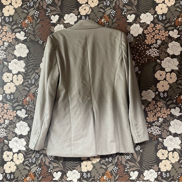 JONATHAN SIMKHAI Raelynn Vegan Leather Oversized Blazer size medium - Picture 14 of 15